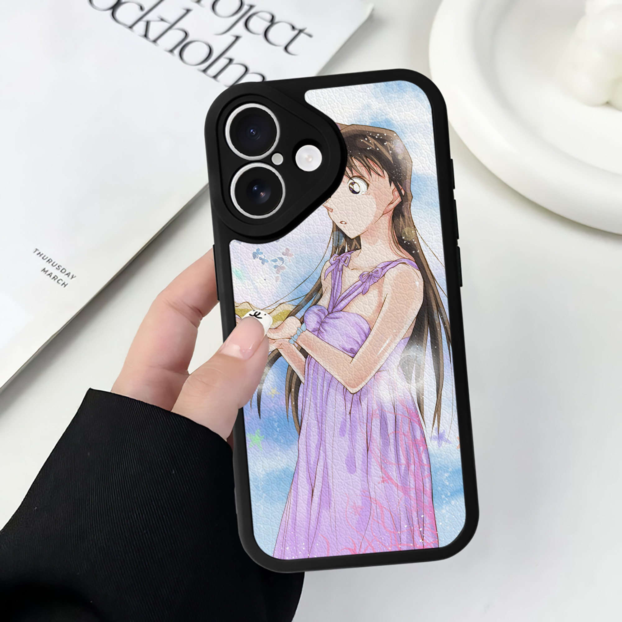 （画像用） 名探偵コナン Detective Conan 【iPhone 16シリーズ対応】シリコンスマホケース（レザー調） 材質：シリコン